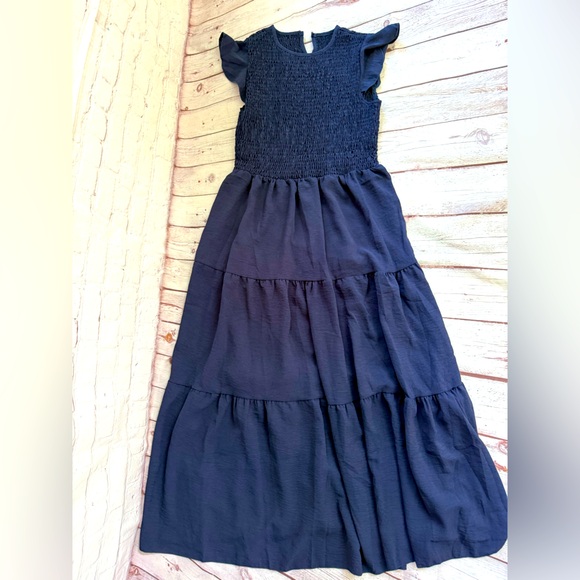 Dresses & Skirts - Navy Mid‎ Dress